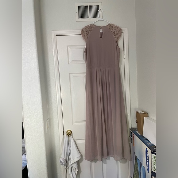 Plus size special occasion dress! - Picture 2 of 3